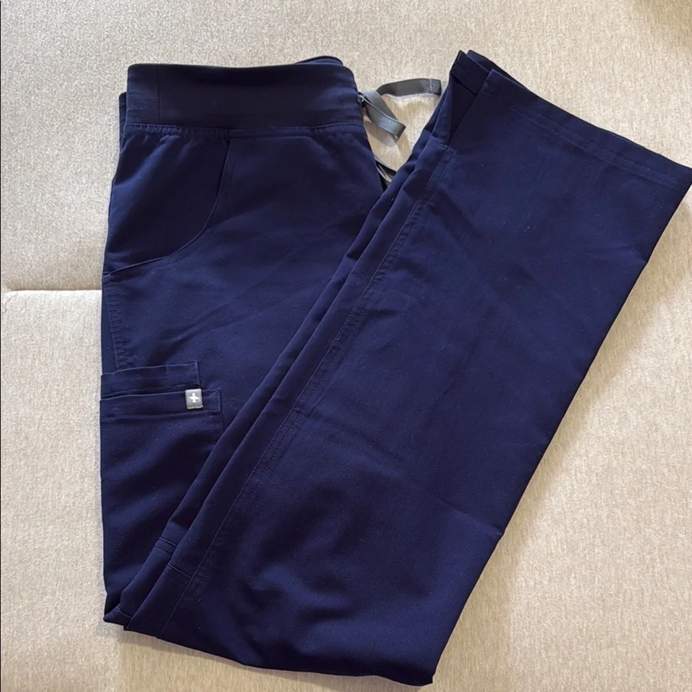 FIGS Kade Cargo Scrub Pants